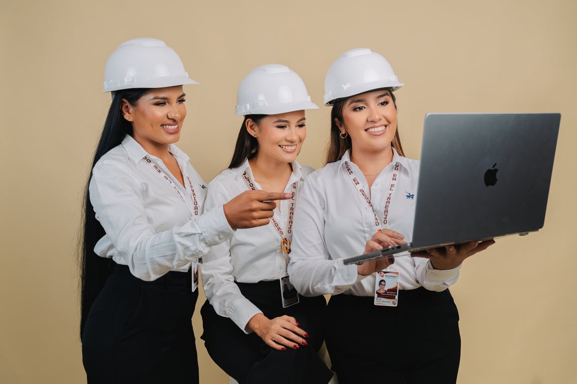 Equipo profesional de Nini Johana SST